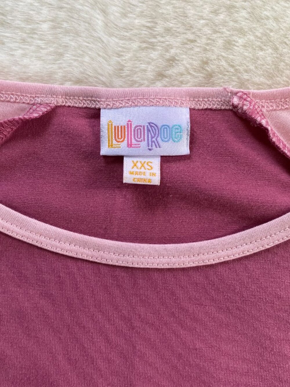 LuLaRoe Irma Pink T Raglan Sleeves size XXS oversized relaxed fit - Picture 5 of 7